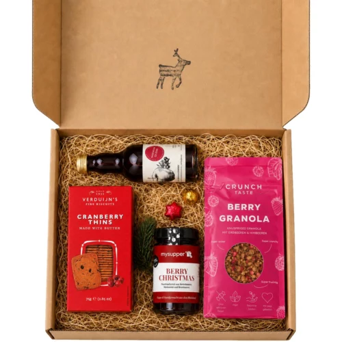 Frühstücksgeschenk zu Weihnachten mit Granola, Beeren und Saft – Beerenstarke Weihnachten