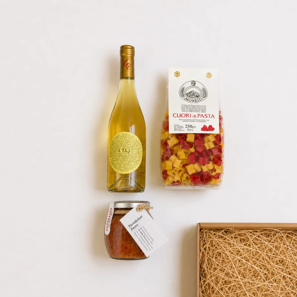 Geschenk für Paare mit Pasta, Pesto & Wein – Dinner for Two — Hochzeits-Präsentkorb von Mysupper