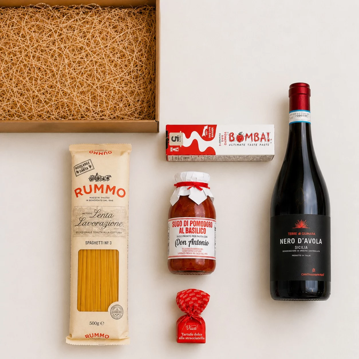 Mamma Mia – Pasta Geschenkset mit Spaghetti, Rotwein und Feinkost